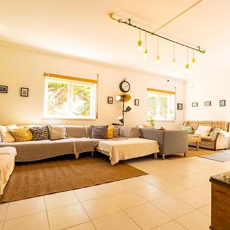 Pineapple Surf House Atouguia Da Baleia Exterior foto